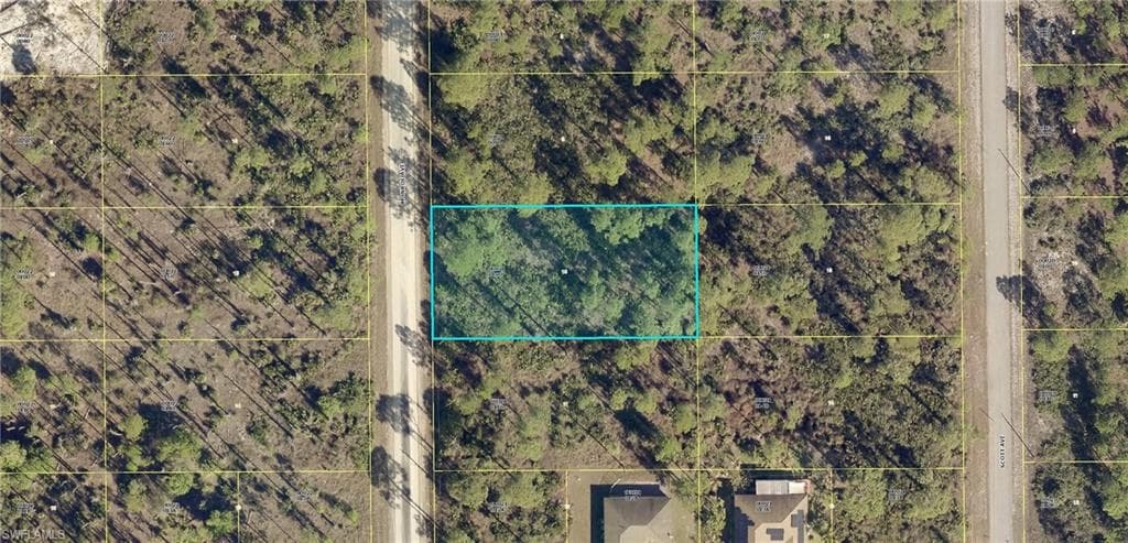 904 Monroe AVE LEHIGH ACRES, FL 33972