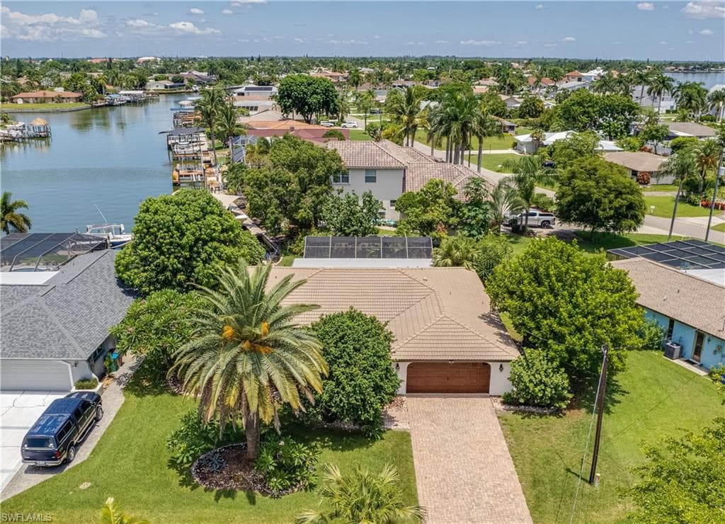 2021 Palaco Grande PKY CAPE CORAL, FL 33904