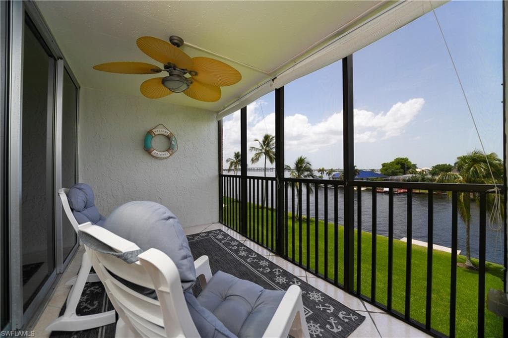 4280 SE 20th PL 303 CAPE CORAL, FL 33904