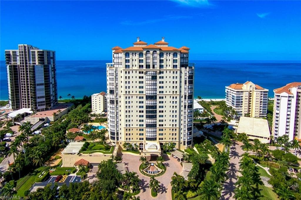 81 Seagate DR 503 NAPLES, FL 34103