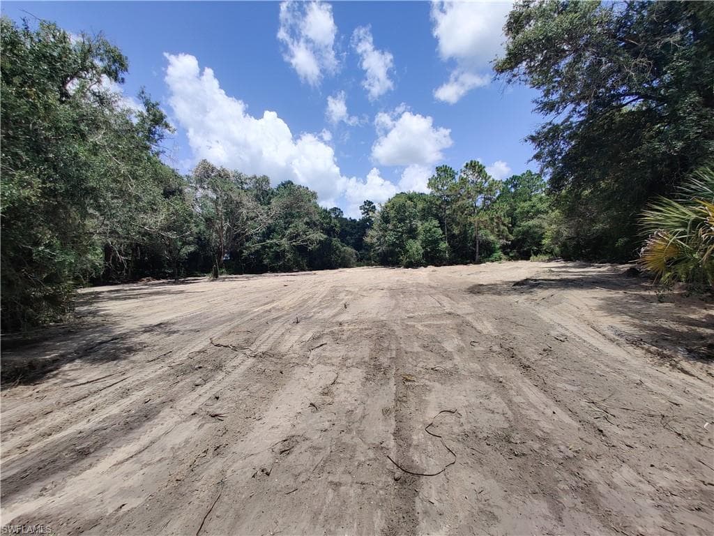 1408 Columbus AVE LEHIGH ACRES, FL 33972