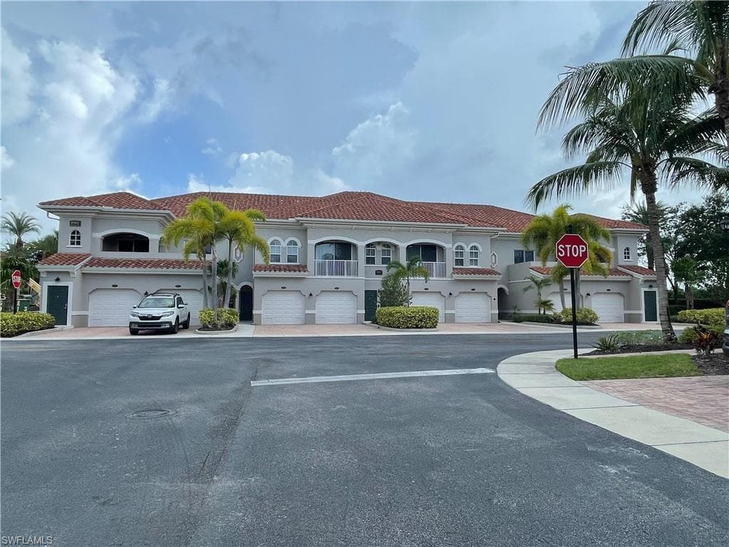 8561 Evernia CT 102 ESTERO, FL 34135