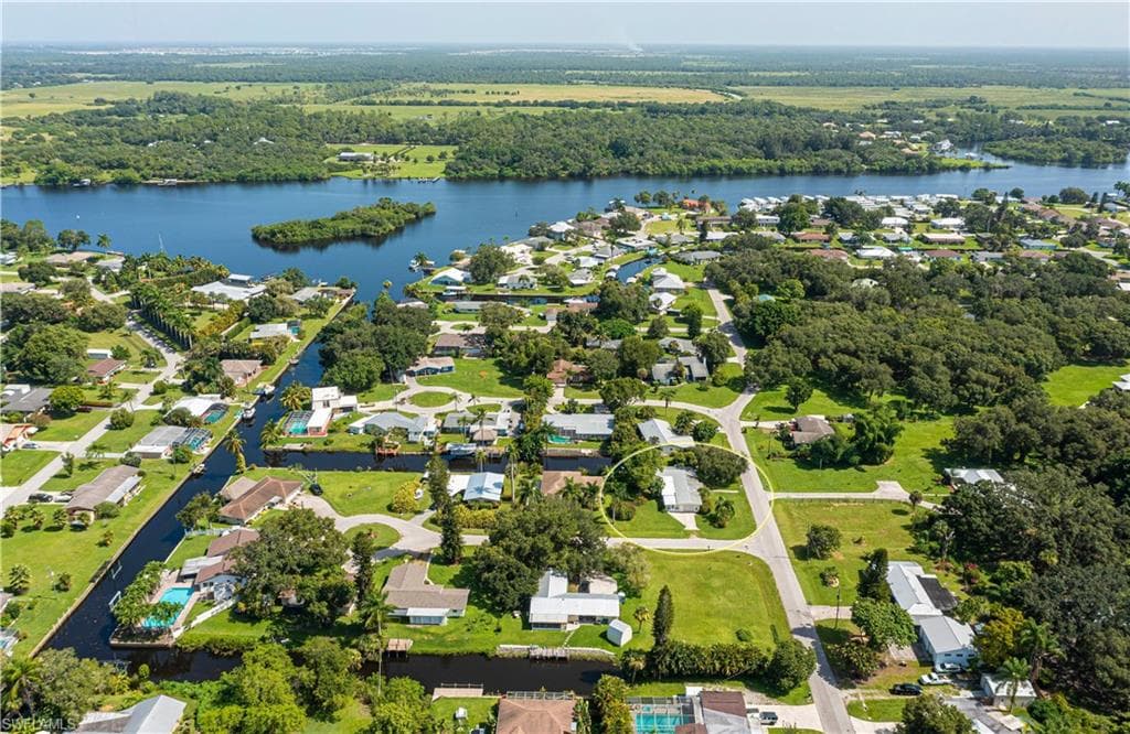 2231 Randolph DR FORT MYERS, FL 33905