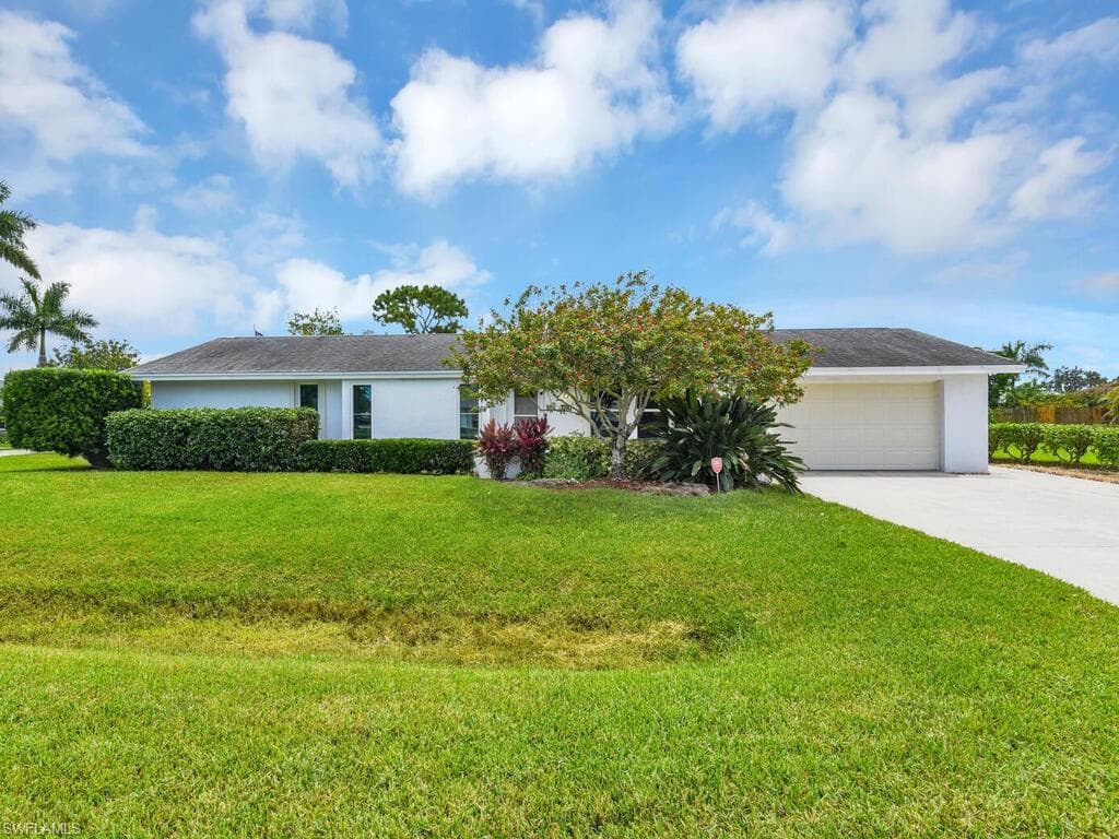 700 100th AVE N NAPLES, FL 34108