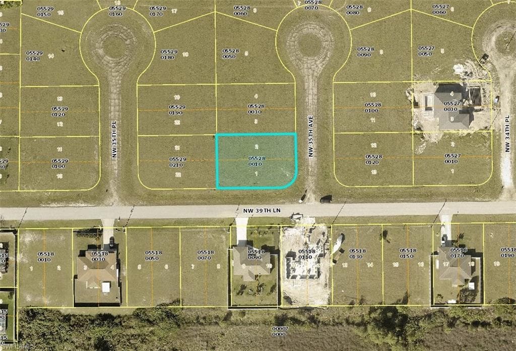 3900 NW 35th AVE CAPE CORAL, FL 33993