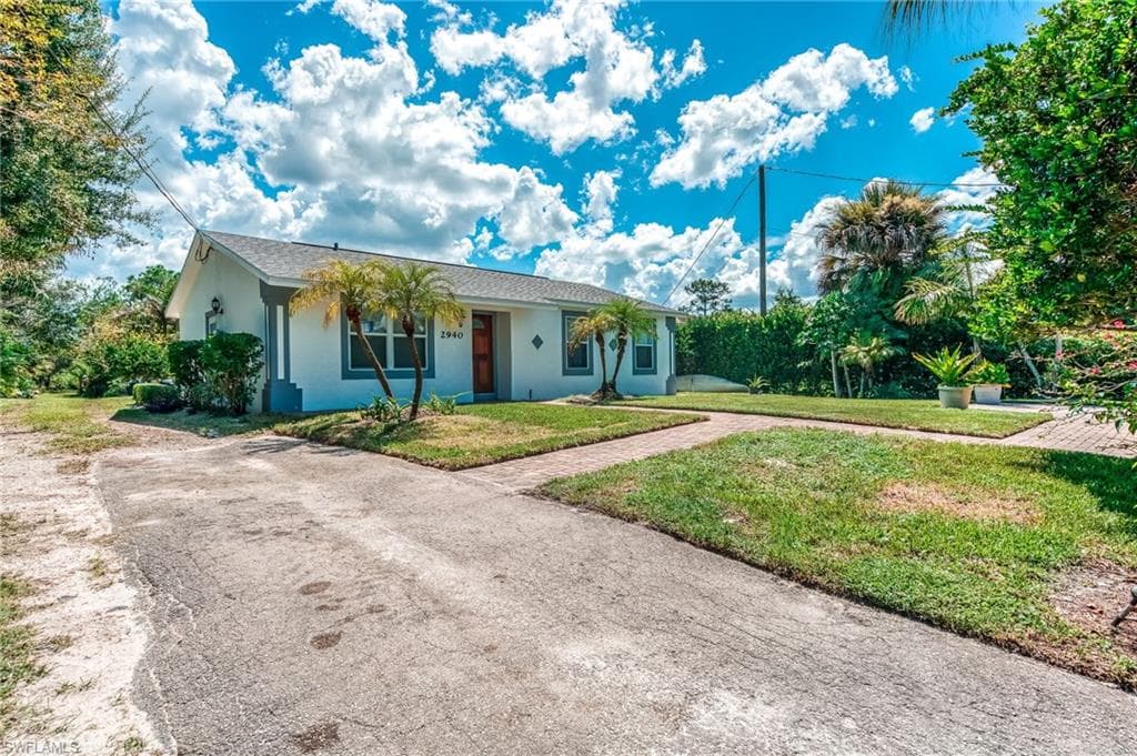 2940 8th AVE NE NAPLES, FL 34120