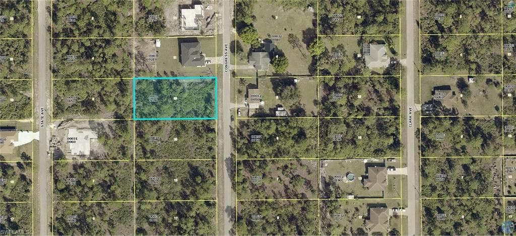 1015 Congress AVE LEHIGH ACRES, FL 33972