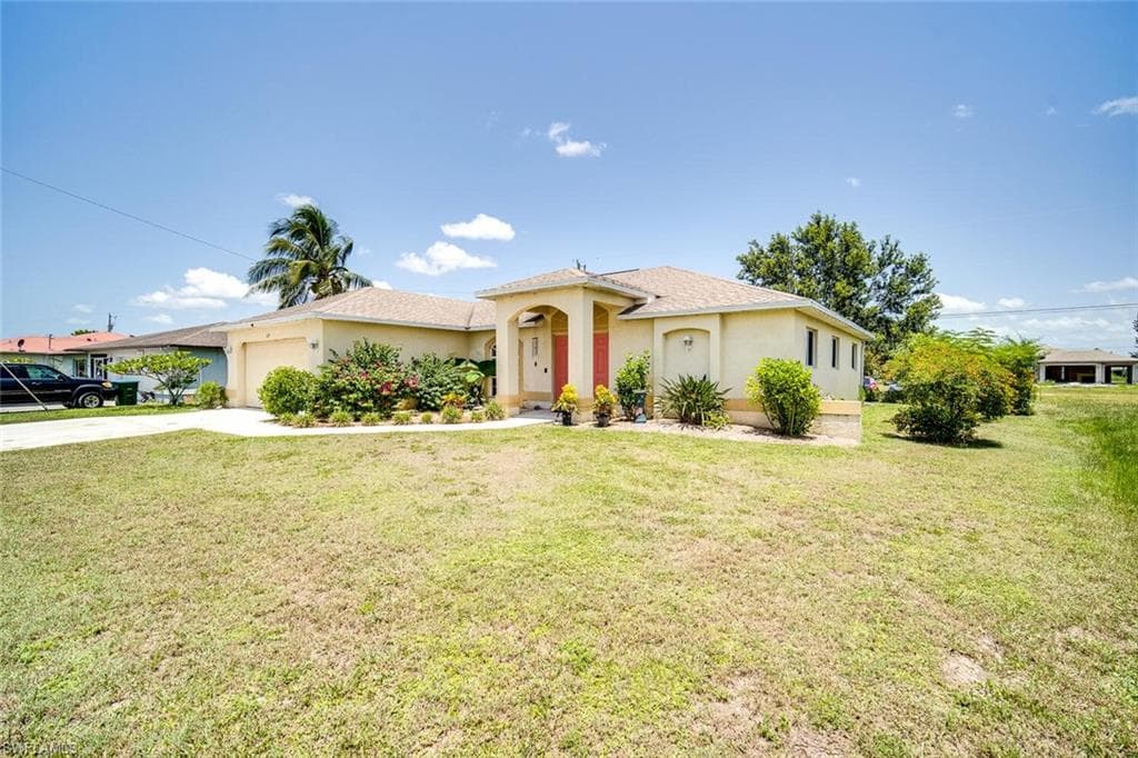 219 Nicholas PKWY E CAPE CORAL, FL 33990