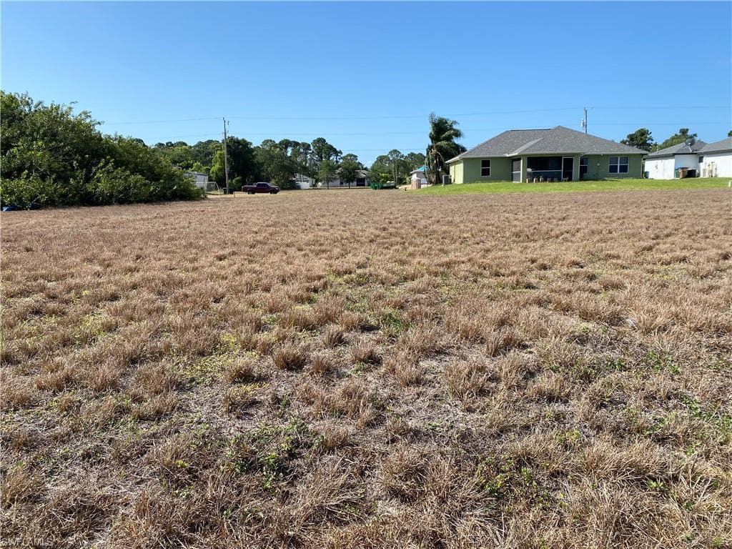 1028 NE 36th LN CAPE CORAL, FL 33909
