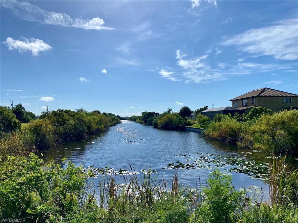 1107 NW 15th PL CAPE CORAL, FL 33993