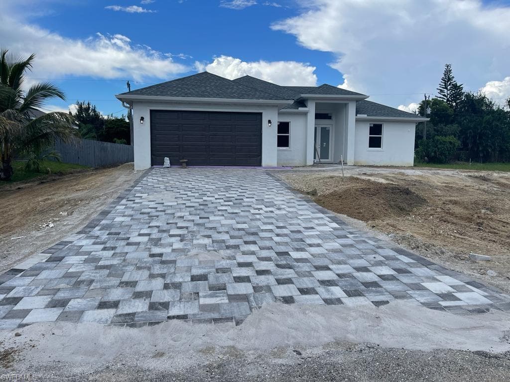1807 2nd ST CAPE CORAL, FL 33991