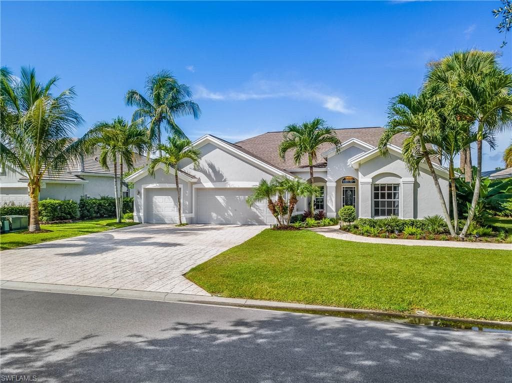 7707 Groves RD NAPLES, FL 34109