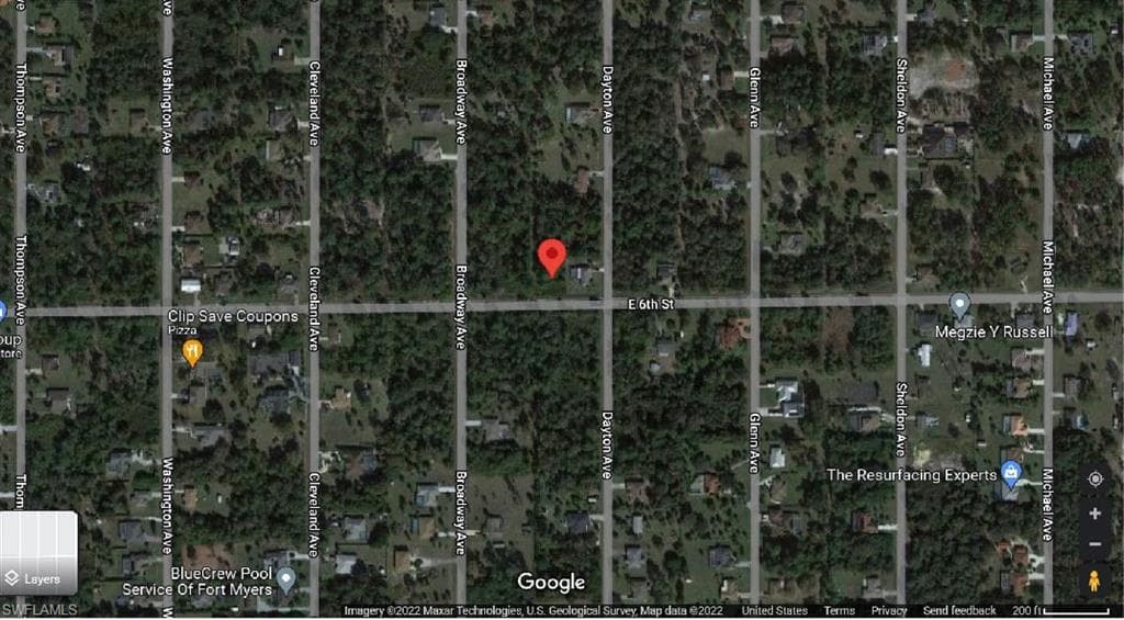 1605 6th ST LEHIGH ACRES, FL 33972