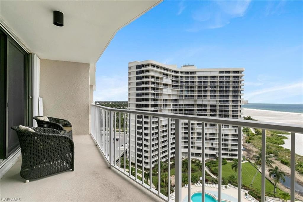 320 Seaview CT 1204 MARCO ISLAND, FL 34145