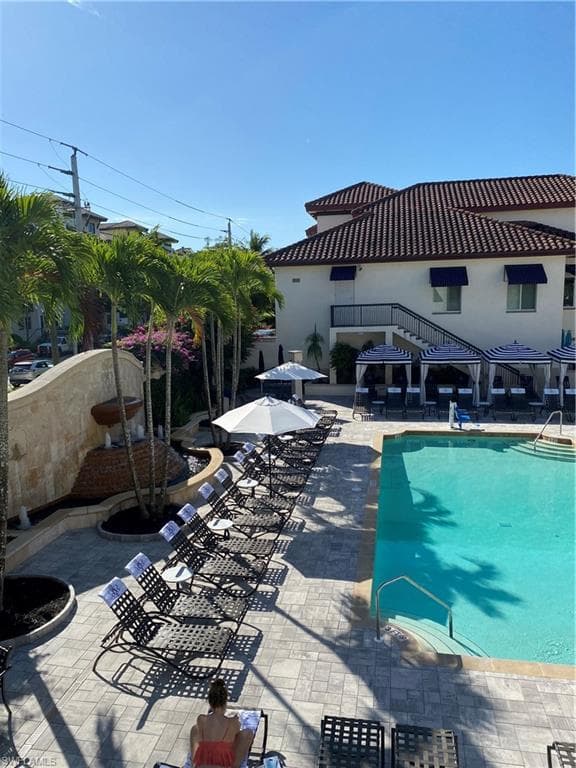 221 9TH ST S 230 NAPLES, FL 34102