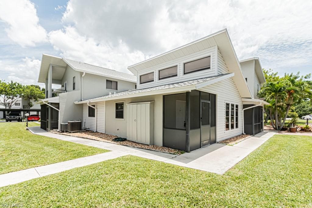 17017 Golfside CIR 405 FORT MYERS, FL 33908