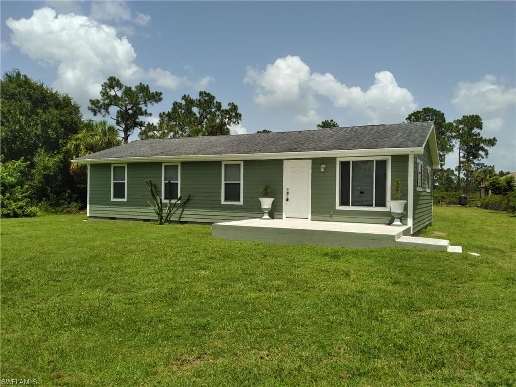 608 Wellington AVE LEHIGH ACRES, FL 33972