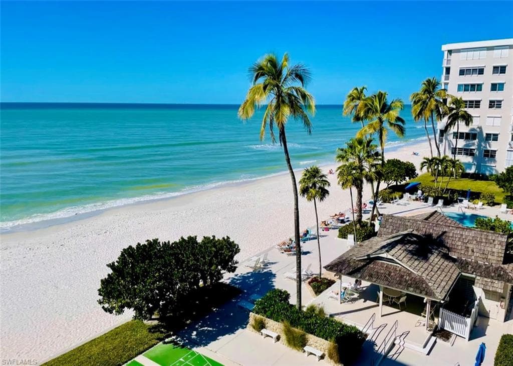 3443 Gulf Shore BLVD N 515 NAPLES, FL 34103