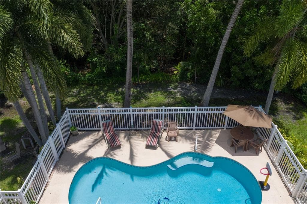 1919 SW 22nd CT CAPE CORAL, FL 33991