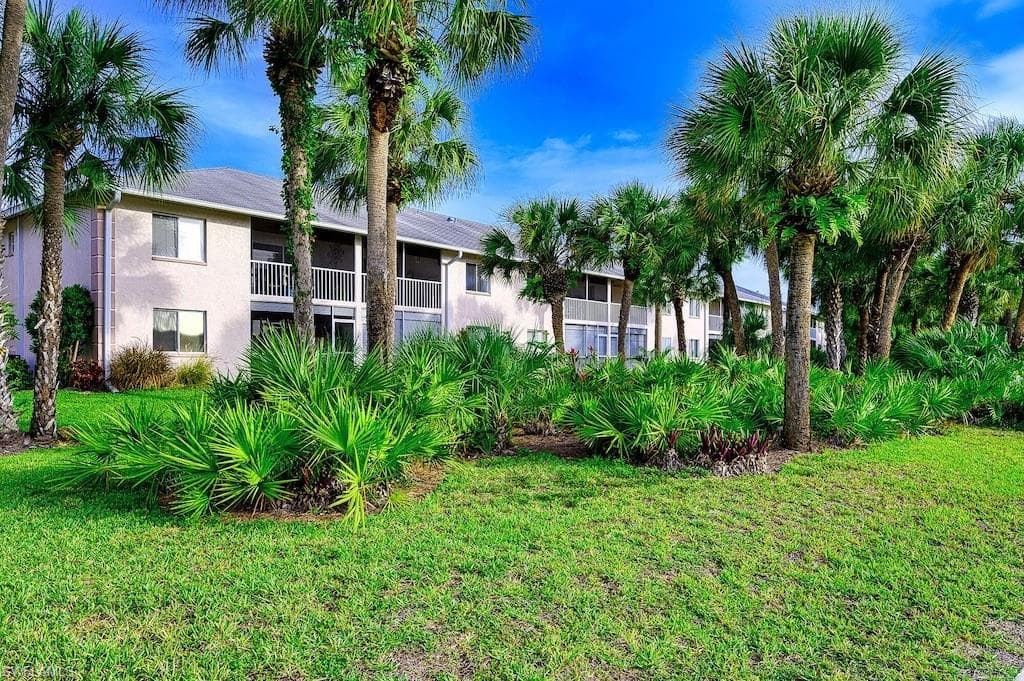 164 Belina DR #4 NAPLES, FL 34104