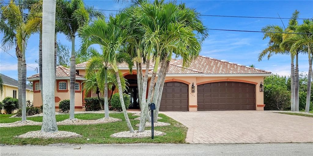 3129 SW 26th PL CAPE CORAL, FL 33914