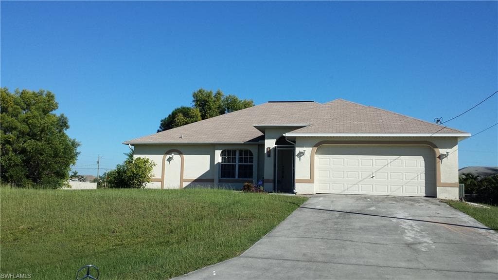 1907 SW 28th LN CAPE CORAL, FL 33914