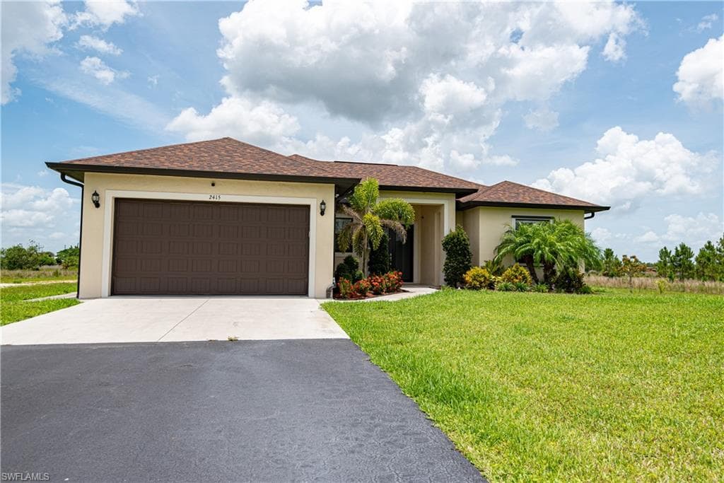 2415 43rd AVE NE NAPLES, FL 34120