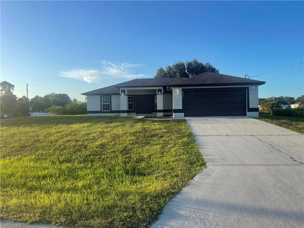 8024 Buttercup CIR LABELLE, FL 33935