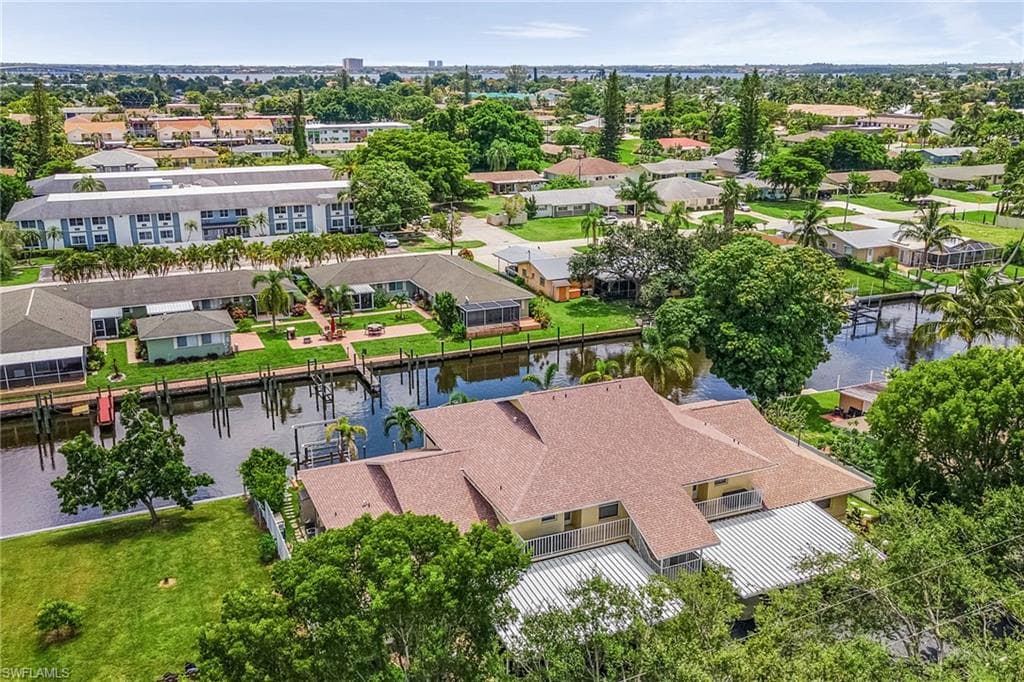 4919 Victoria DR 4 CAPE CORAL, FL 33904