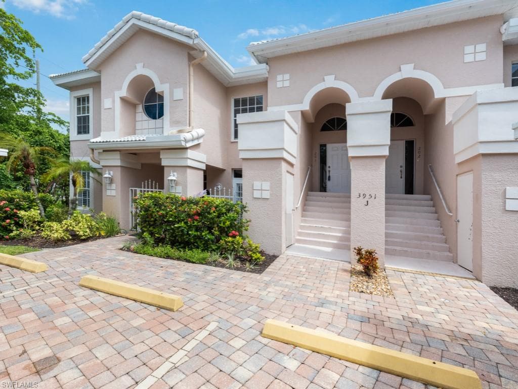 3951 Windward Passage CIR 201 BONITA SPRINGS, FL 34134