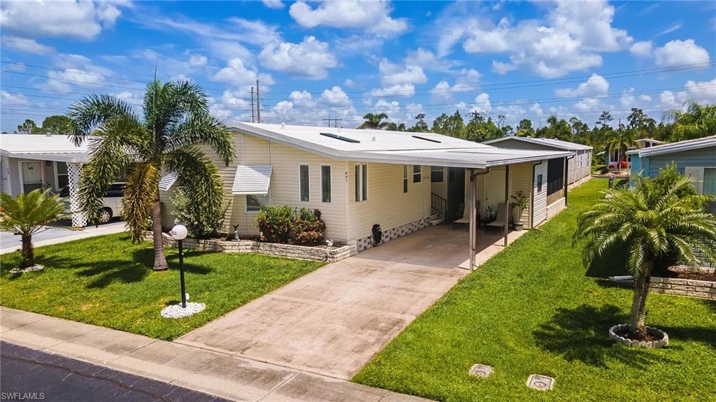 451 Rainbow DR NORTH FORT MYERS, FL 33903