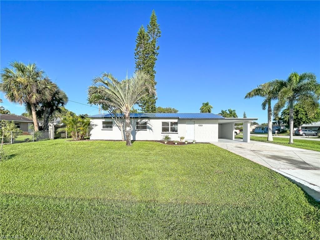 6620 E Tropicana DR FORT MYERS, FL 33919