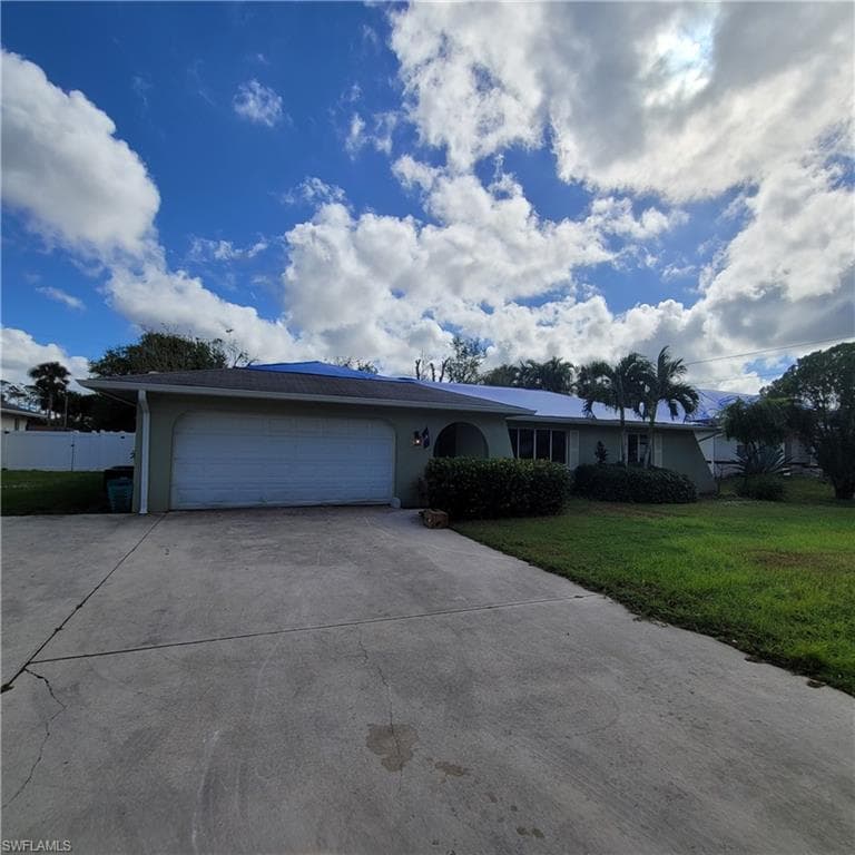 17042 Wayzata CT NORTH FORT MYERS, FL 33917