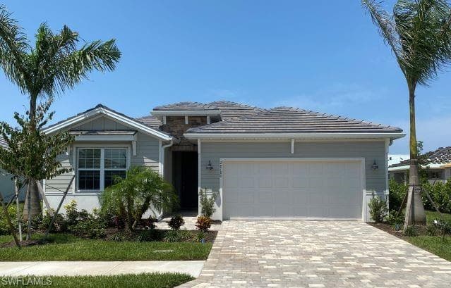 28180 Seasons Tide AVE BONITA SPRINGS, FL 34135