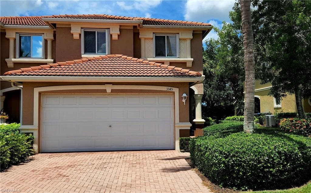 3345 Dandolo CIR CAPE CORAL, FL 33909
