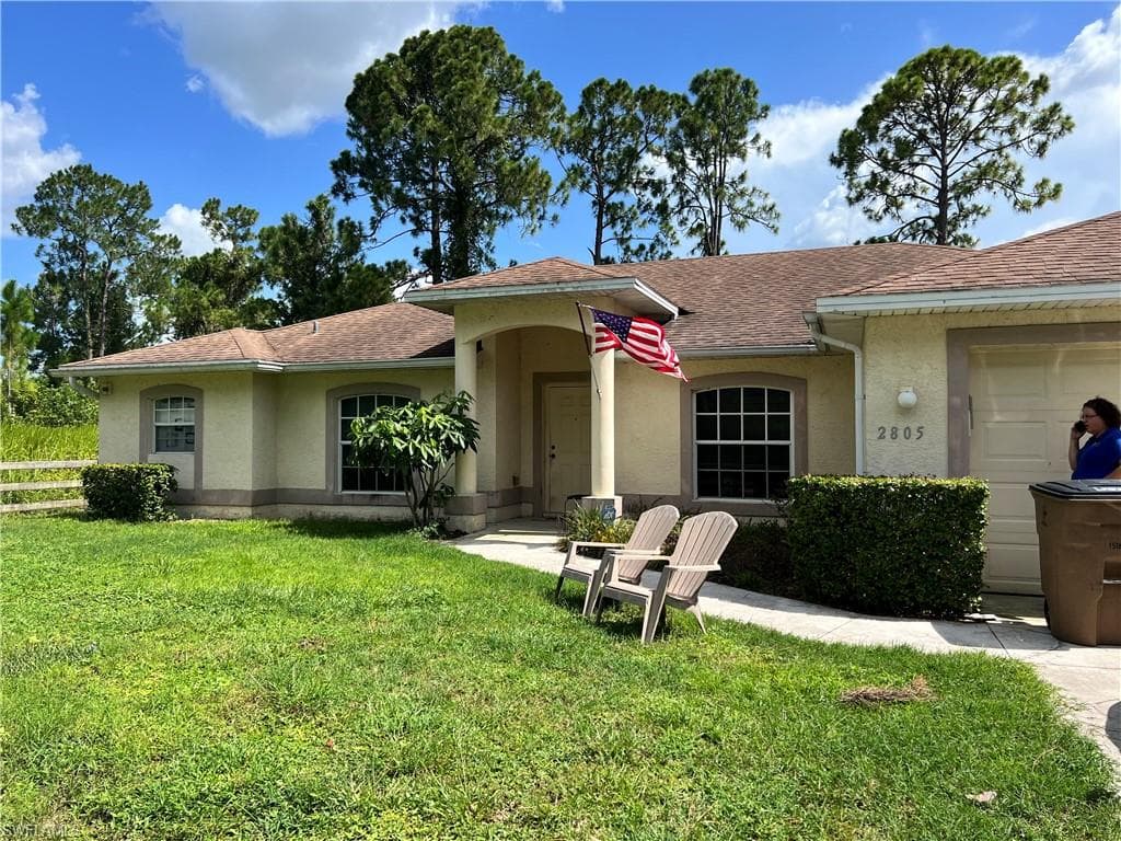 2805 18th ST W LEHIGH ACRES, FL 33971
