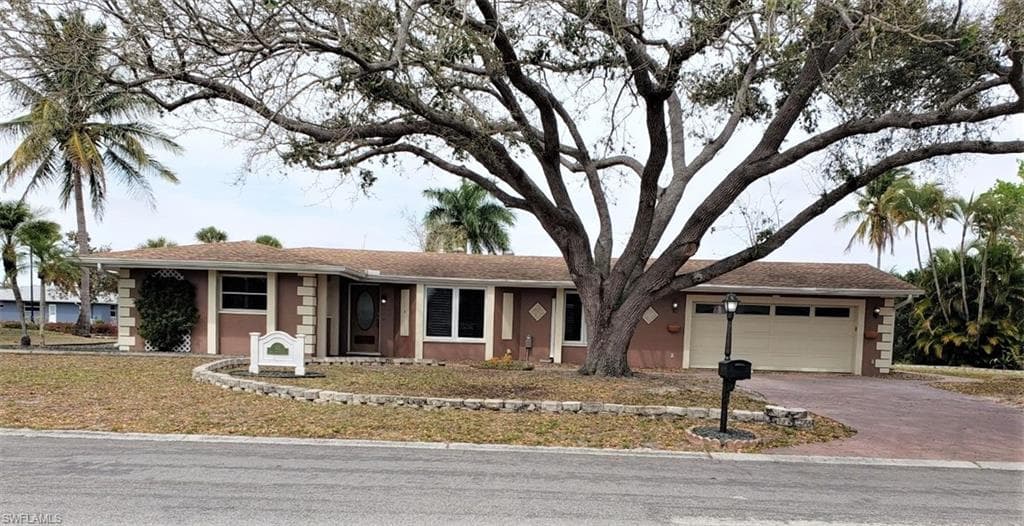 112 Big Springs DR NAPLES, FL 34113