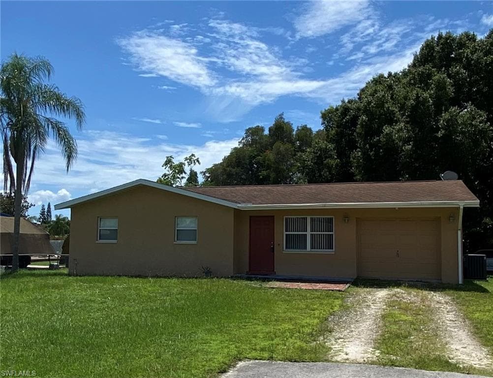 1369 Sunrise DR NORTH FORT MYERS, FL 33917