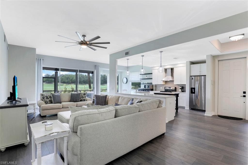 9311 Triana TER 92 FORT MYERS, FL 33912