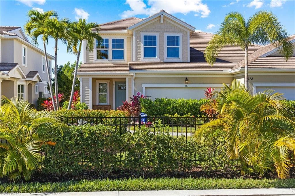 4558 Arboetum CIR Unit 103 NAPLES, FL 34112