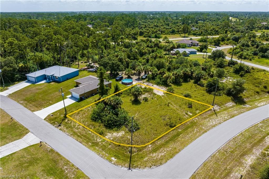 3061 Birwood CIR LABELLE, FL 33935