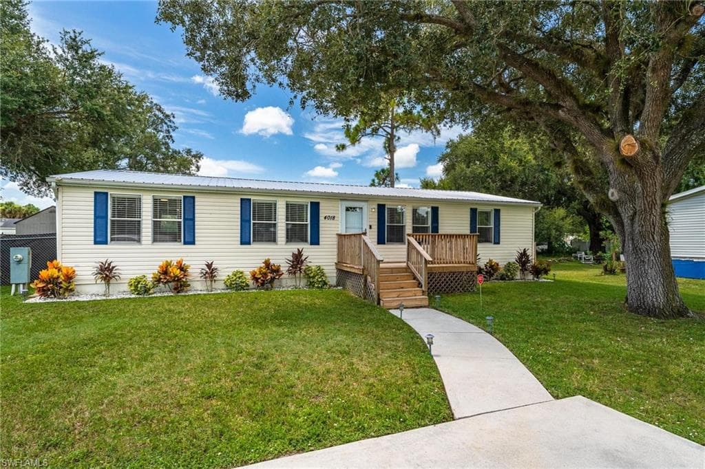 4018 Caloosa LOOP LABELLE, FL 33935