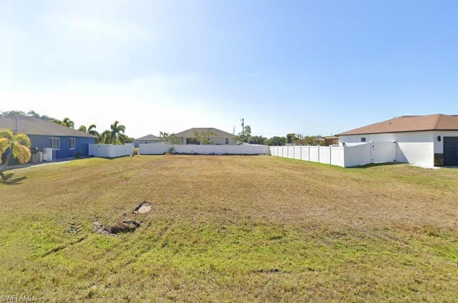 2856 NW 3rd TER CAPE CORAL, FL 33993