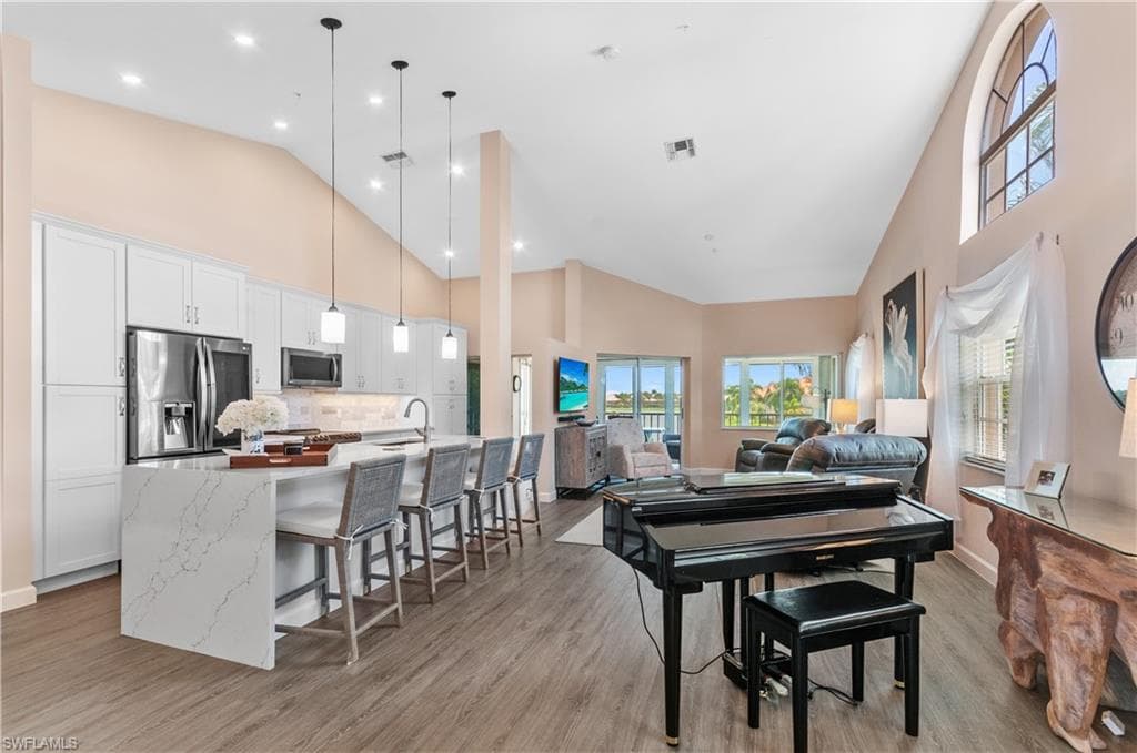 13954 Southampton DR 4204 BONITA SPRINGS, FL 34135