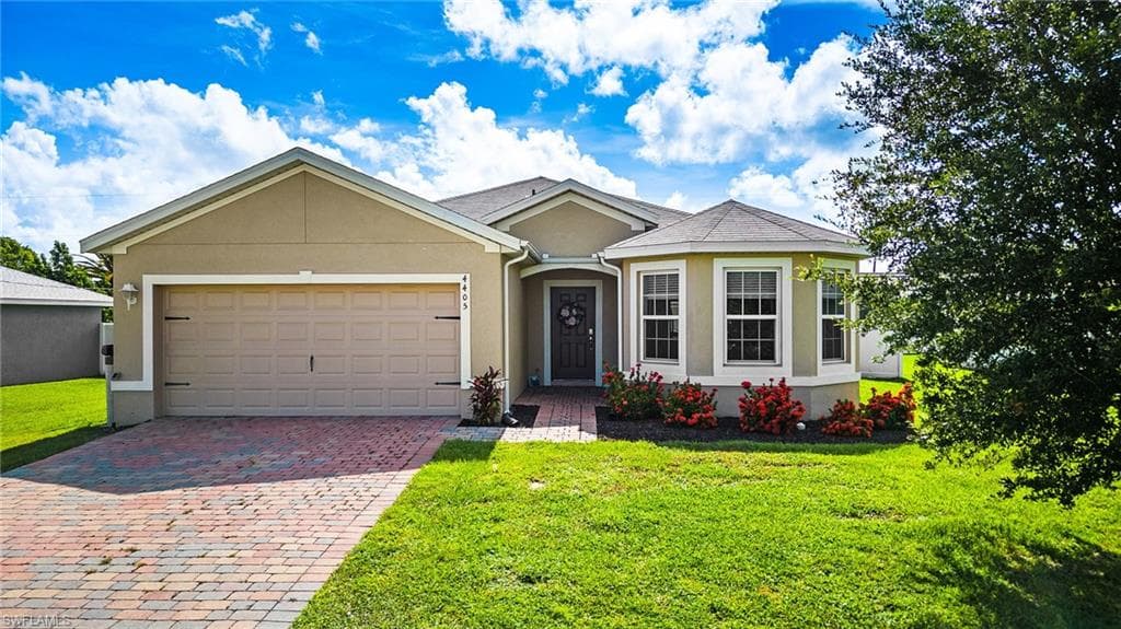 4405 SW 6th PL CAPE CORAL, FL 33914