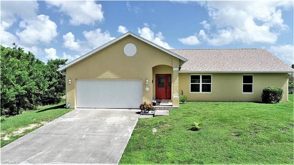 3910 5th ST W LEHIGH ACRES, FL 33971