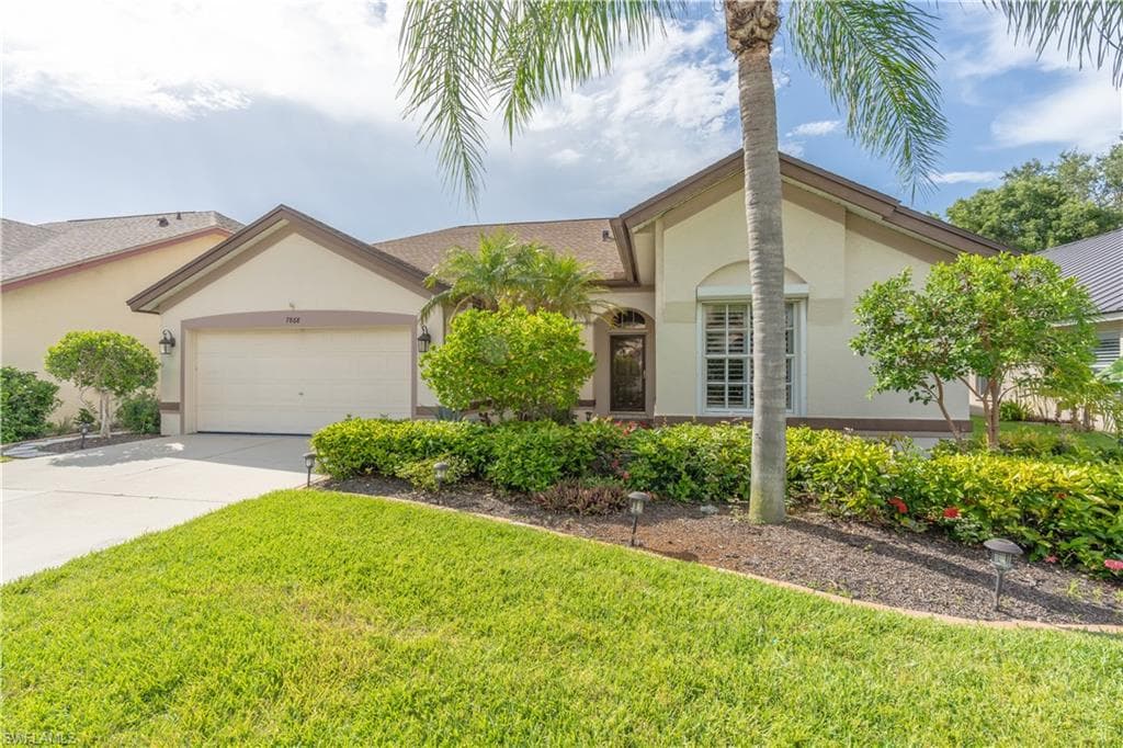 7868 Gardner DR NAPLES, FL 34109