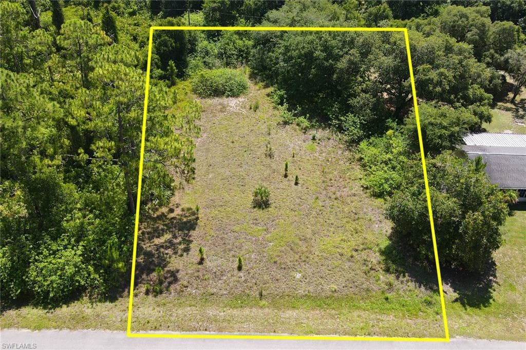 1908 Jackson AVE LEHIGH ACRES, FL 33972