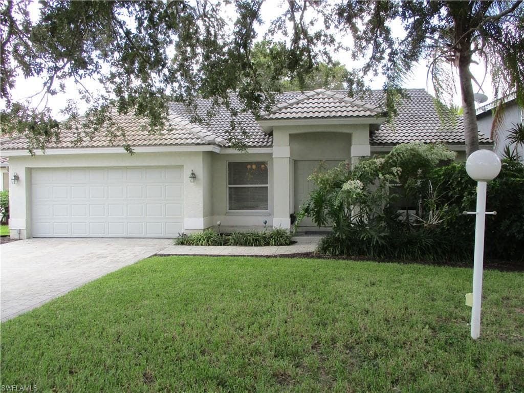 12971 Eagle Pointe CIR FORT MYERS, FL 33913