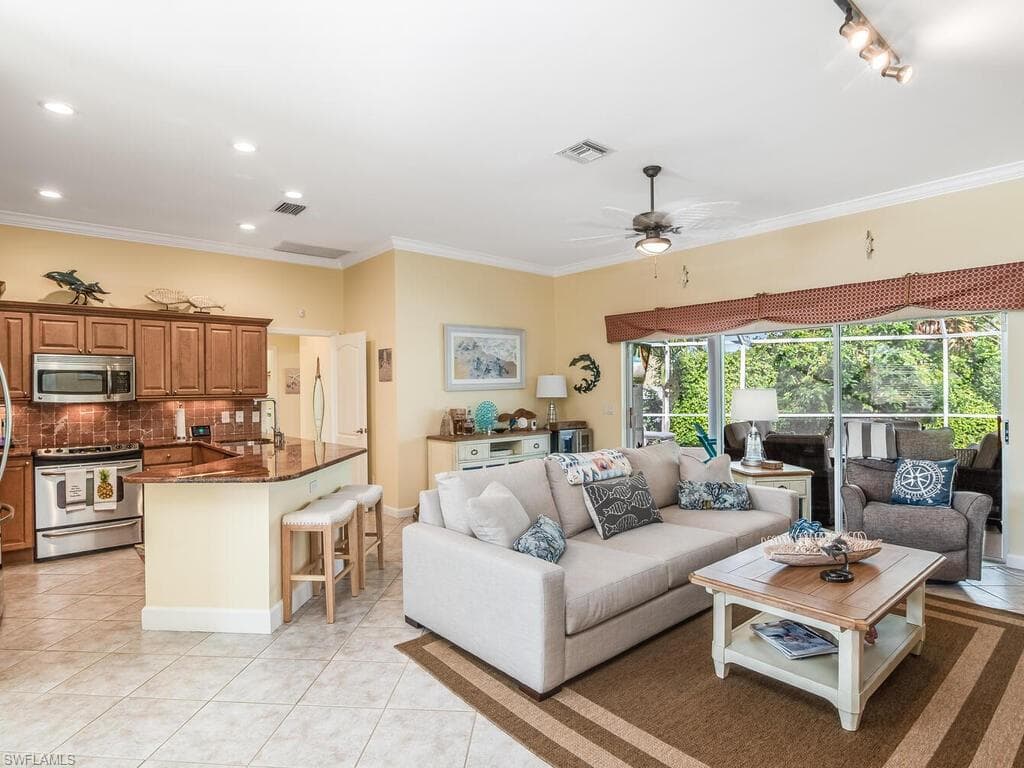 552 Century DR MARCO ISLAND, FL 34145